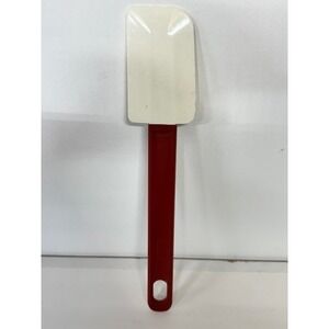 Pyrex Accessories Silicone Scraper Medium Spatula Dark Red Plastic Handle